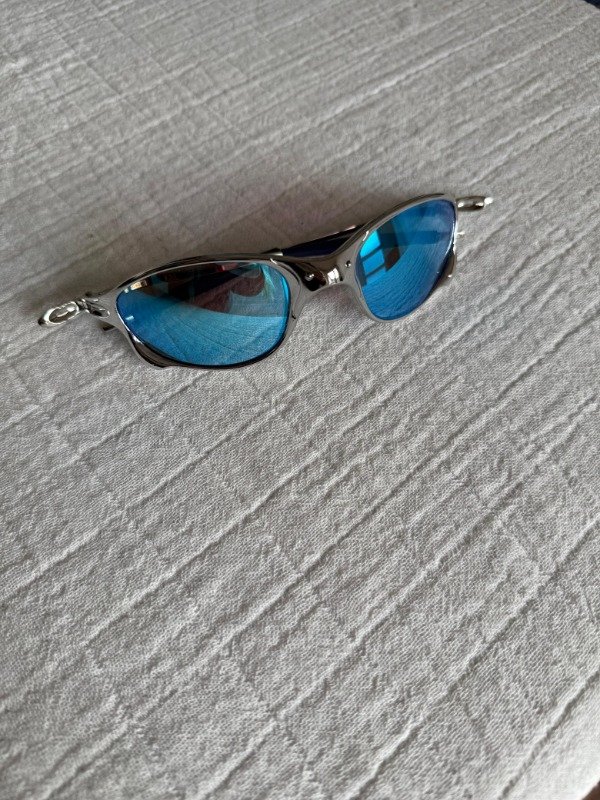 Producto - ASTROS plateado con azul