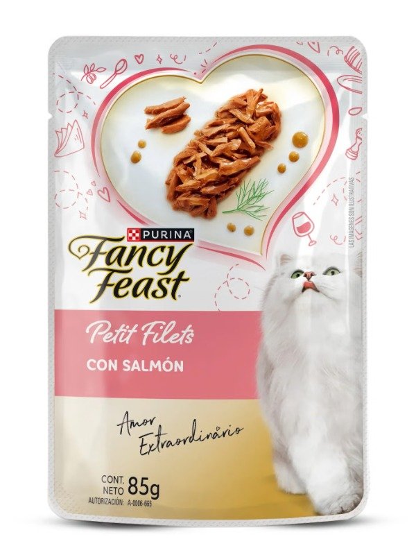 Producto - Pouch FANCY FEAST Petit Filets Salmón x 75gr