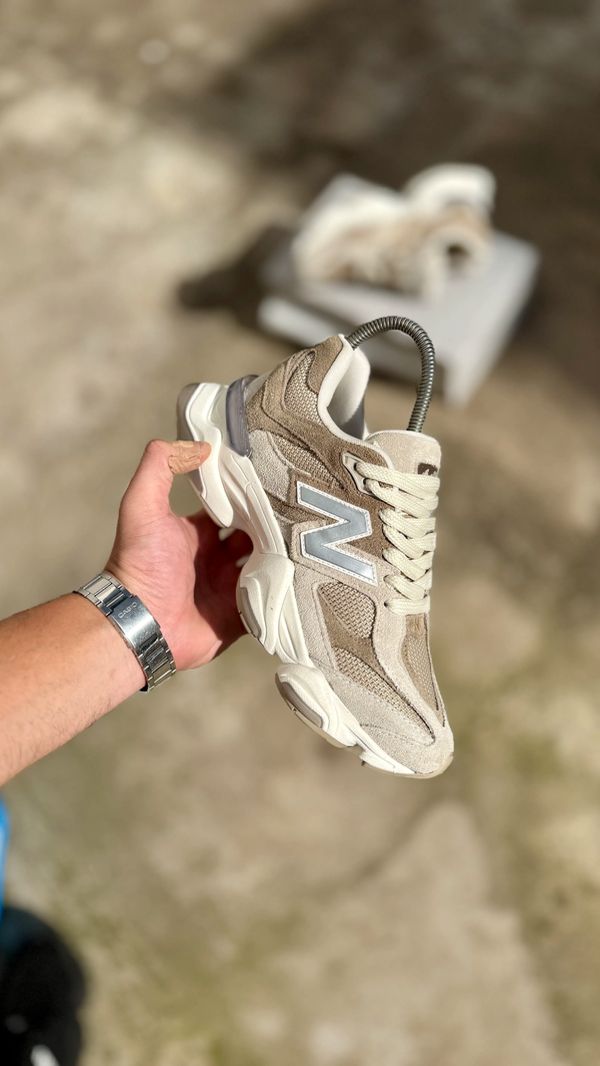 Producto - NEW BALANCE 9060 BEIGE NUEVAS
