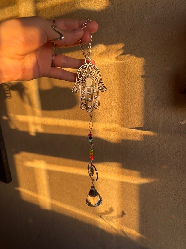 Producto - Colgante mano de fatima/7 chakras