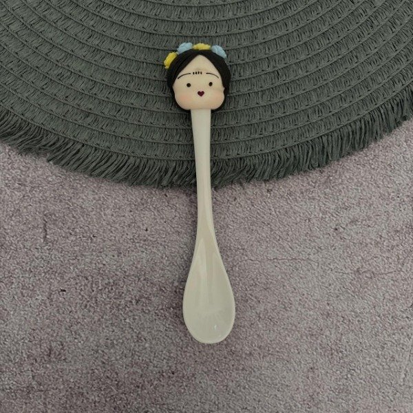 Producto - CUCHARA CON APLIQUE - FRIDA KAHLO