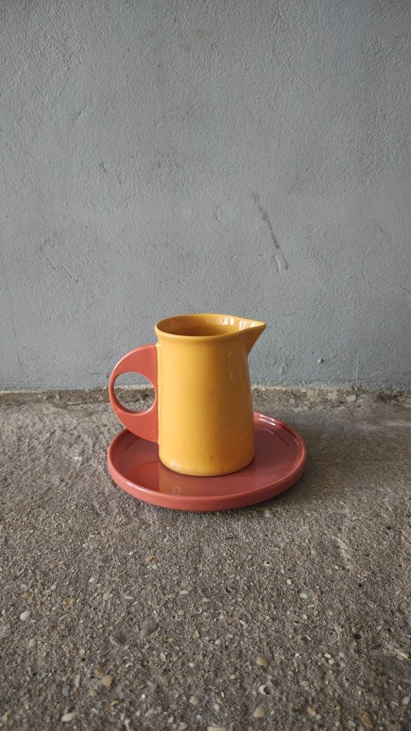 Producto - Jarra chica amarilla y rosa