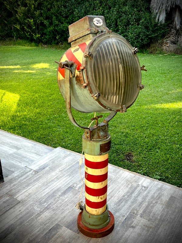 Producto - Reflector marino 1920