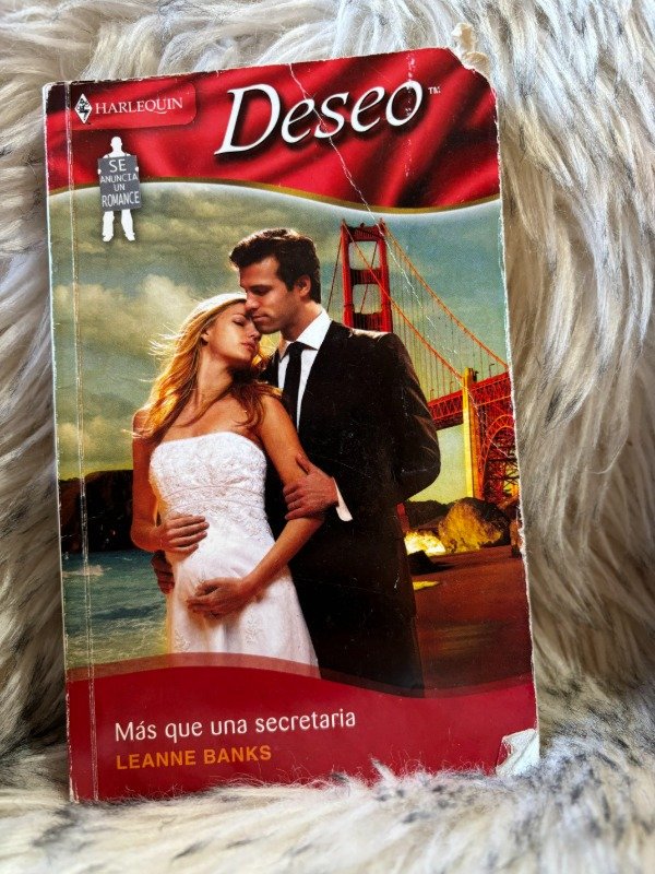 Producto - MÁS QUE UNA SECRETARIA - LEANNE BANKS
