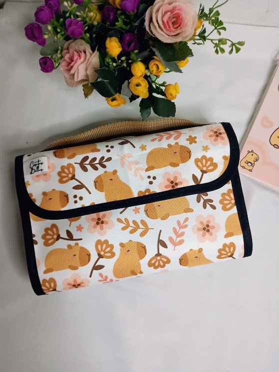 Producto - CARTU/NECESER PLEGABLE "ALMA" CAPIBARA