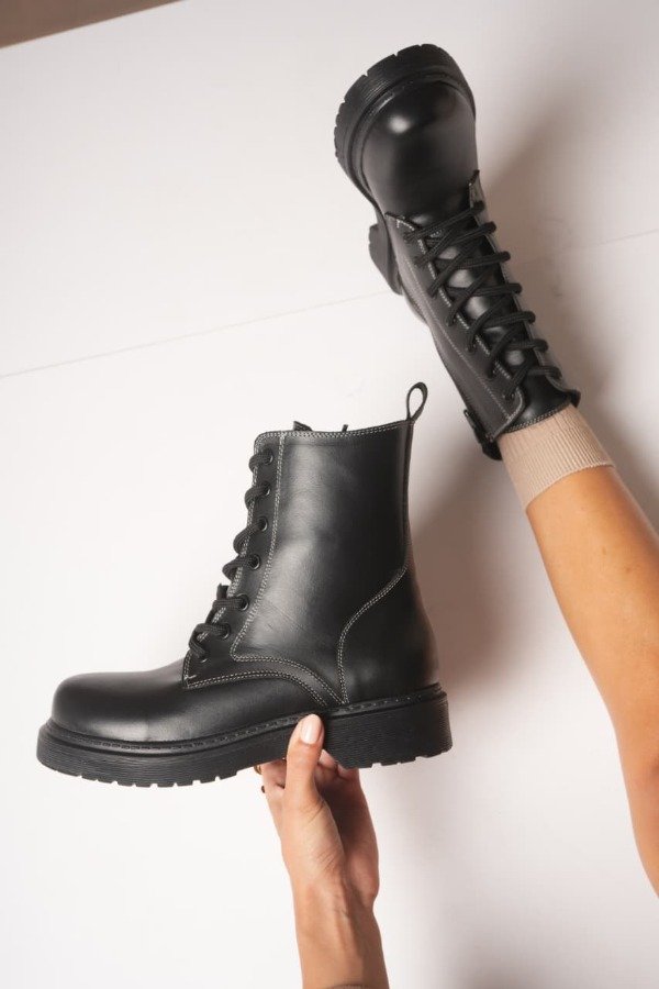 Producto - Borcego Kapua Negro // 76.500 TRANSF