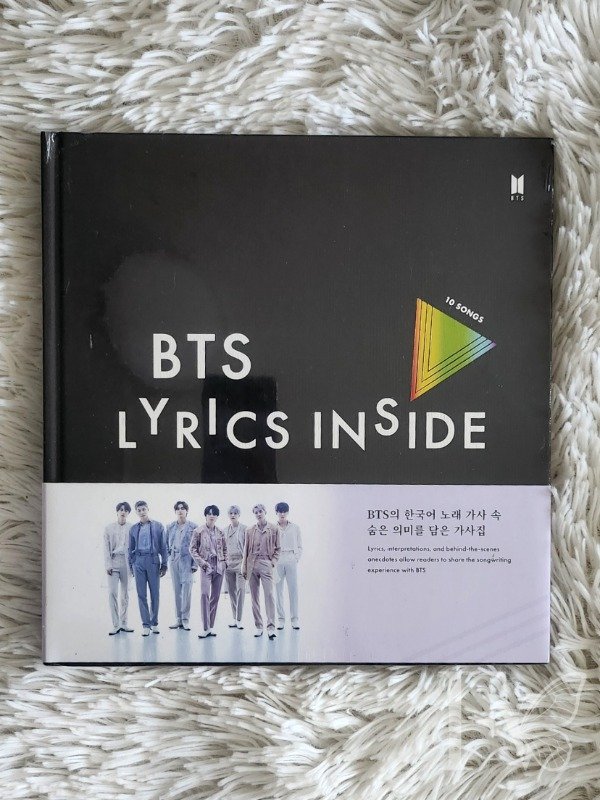 Producto - Lyrics Inside BTS con POB