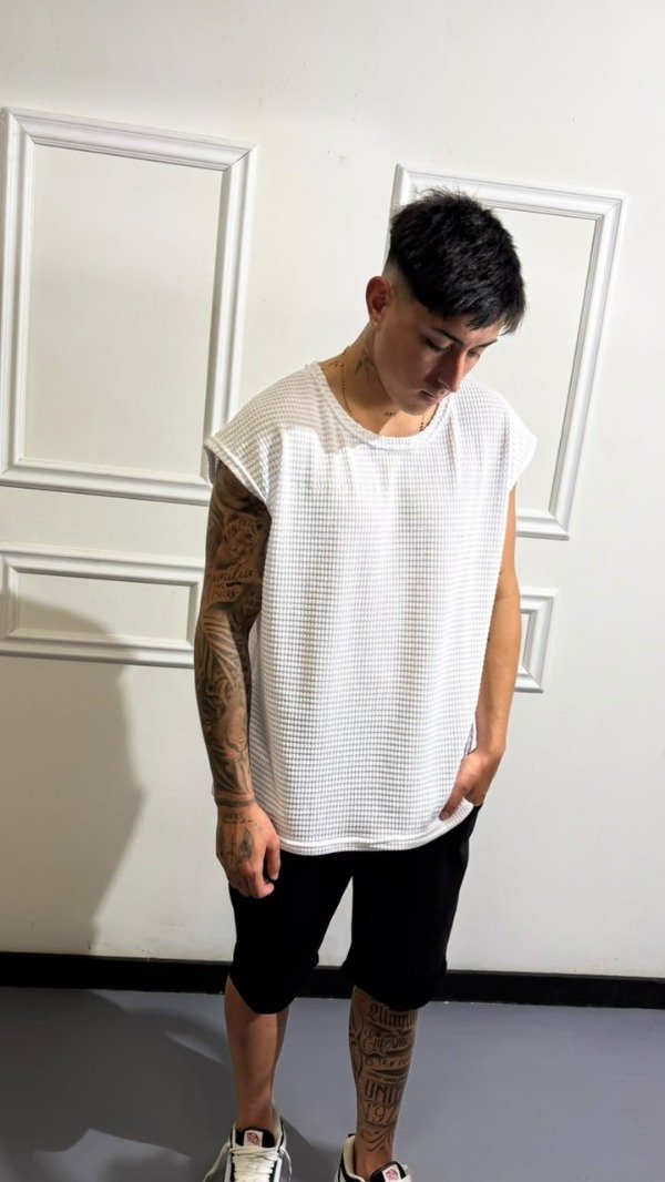 Producto - Musculosa tejida blanca