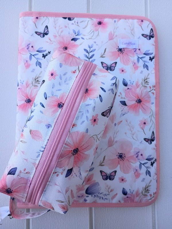 Producto - Kit Estuche A4 + Cartu Jazmín Mariposas y Flores