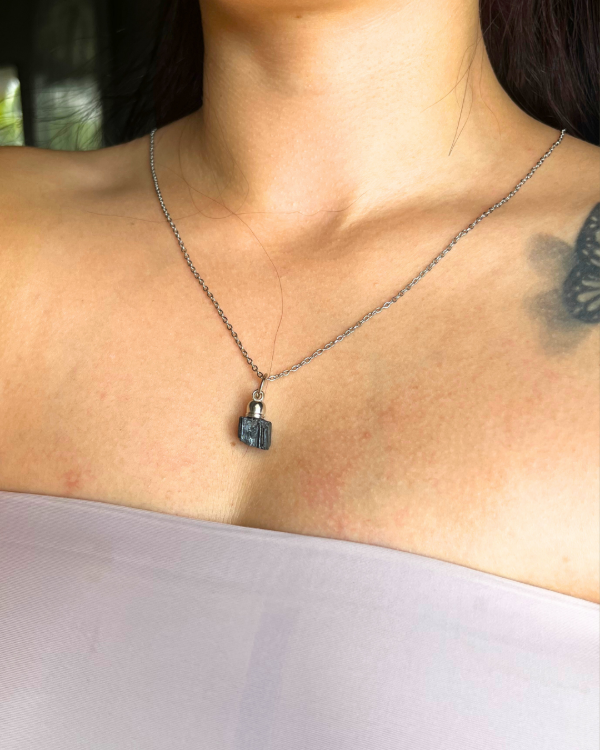 Producto - Dije de Turmalina Negra -Protección energética y espiritual