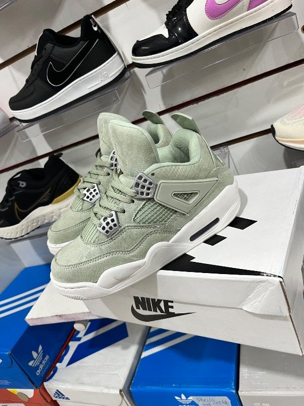 Producto - Jordan retro 4 - 0