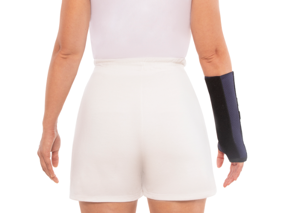 Producto - Inmovilizador de mano y muñeca con doble varilla integrada - 1
