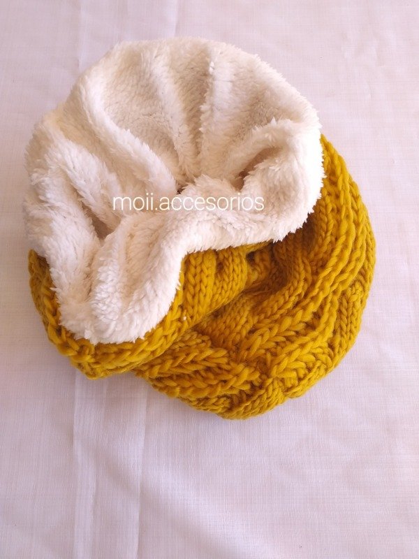 Producto - Cuello De Lana con piel Maíz