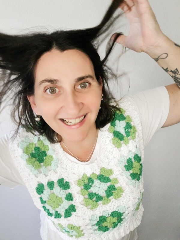 Producto - Patrón Chaleco FRESIA (Técnica Grannys + Simil Tricot)