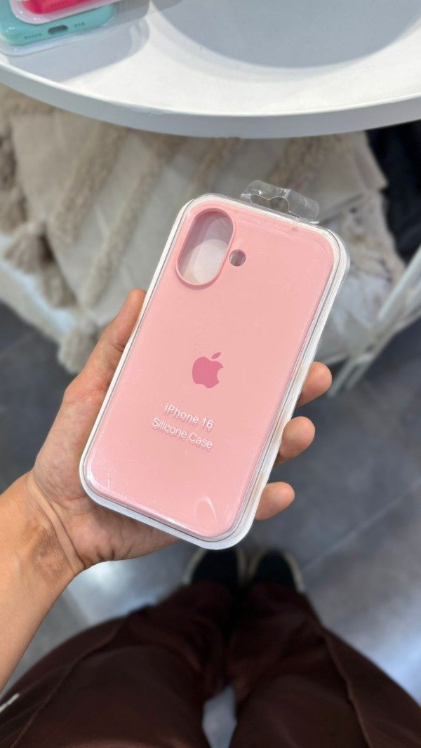 Producto - Silicone Case Rosa Claro (Iphone 16)