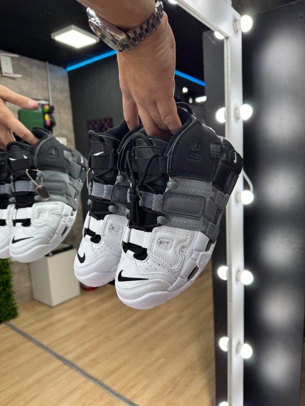 Producto - Nike Air More Uptempo Tricolor