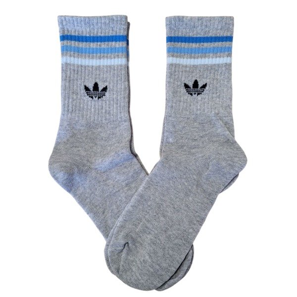 Producto - Adidas clasica gris con tonos celestes