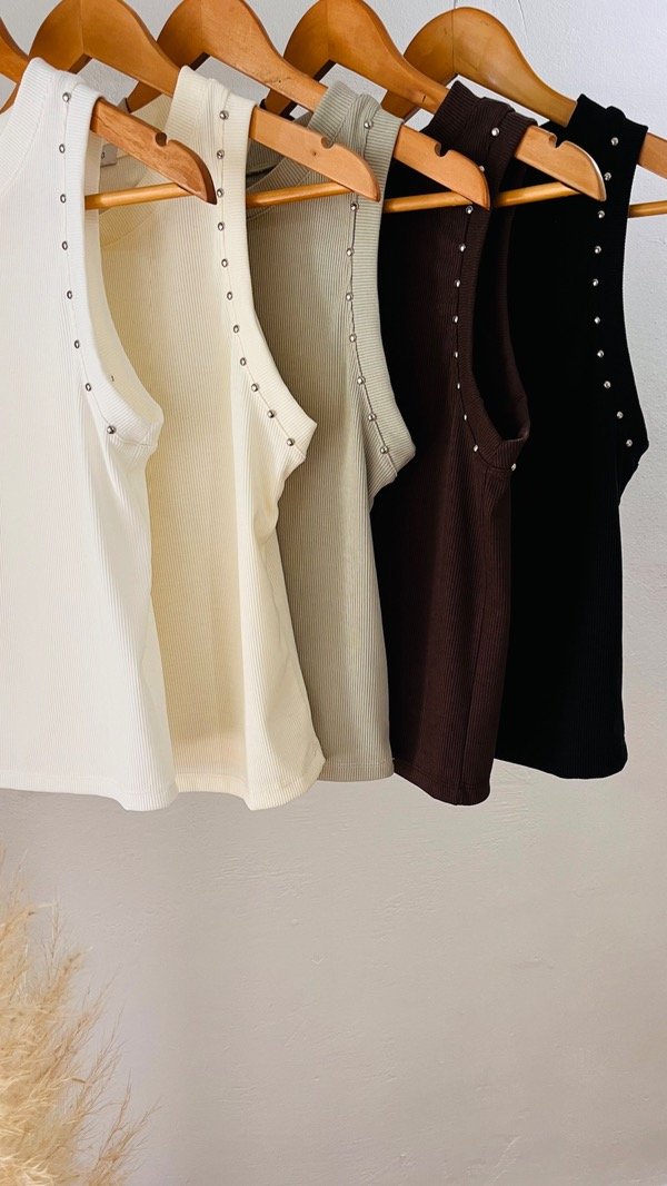 Producto - MUSCU FILADELFIA (con tachas) - 3
