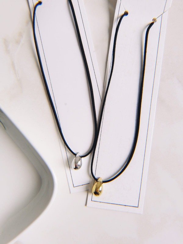 Producto - COLLAR GAMUZA GOTA MINI