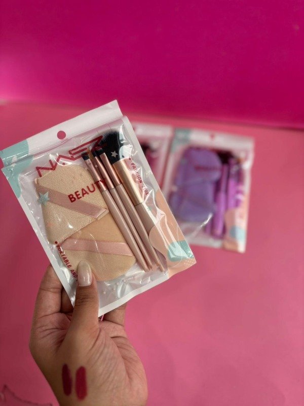 Producto - Set brochas + esponjas x8u Naez