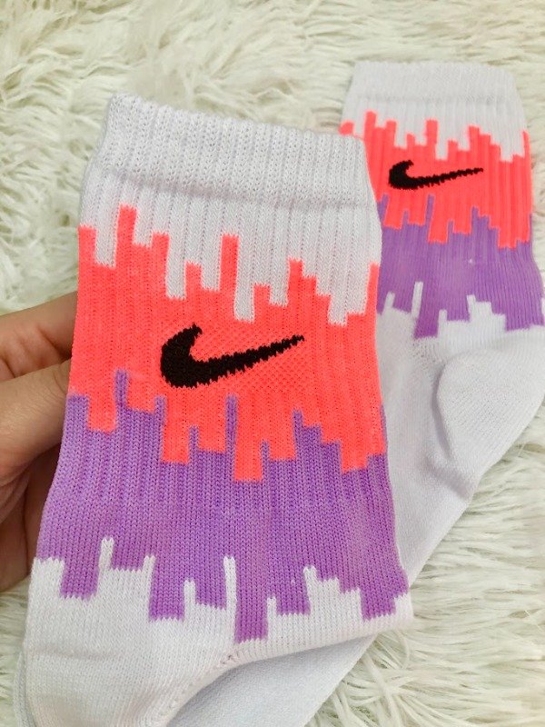 Producto - NIKE DEGRADE NARANJA LILA Classic Tenis