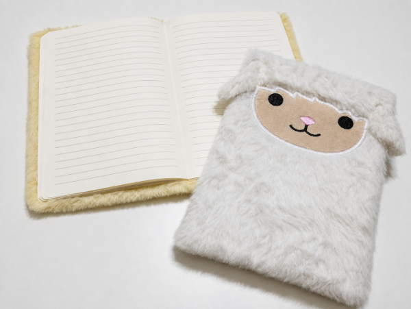 Producto - Cuaderno A5 con Tapa de Peluche: OVEJITA O POLLITO - 0