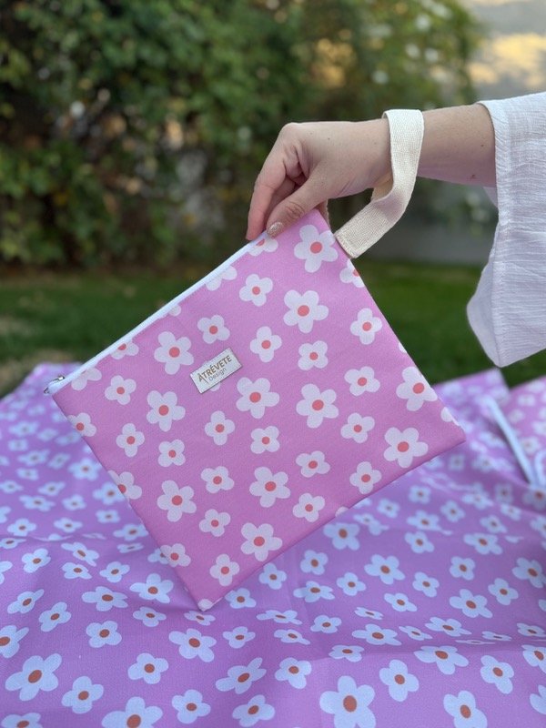 Producto - Sobre multiuso - Flores fondo rosa