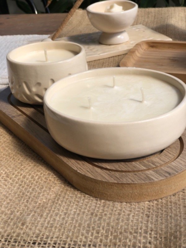 Producto - Vela en envase de cerámica grande