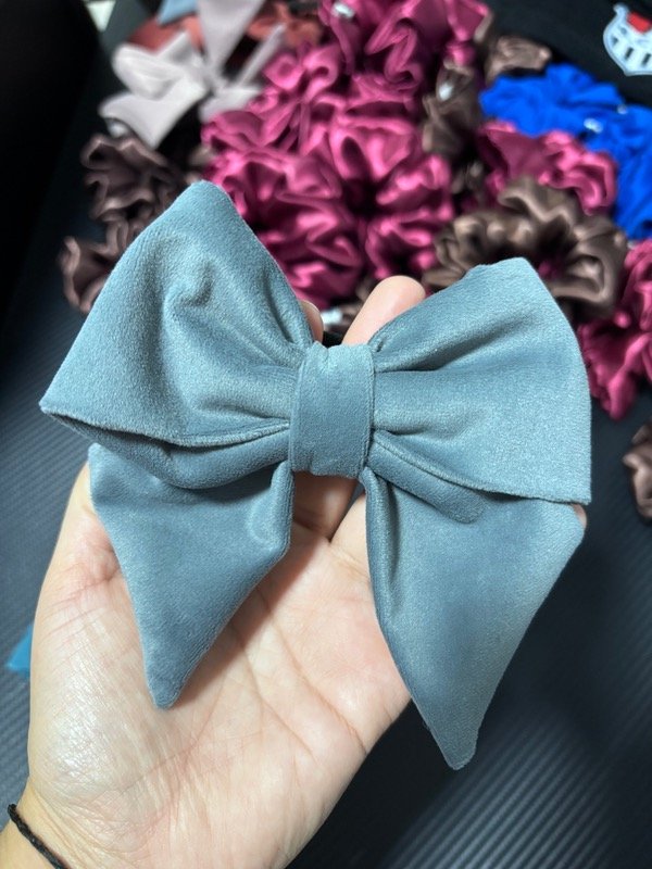 Producto - Moño Terciopelo gris