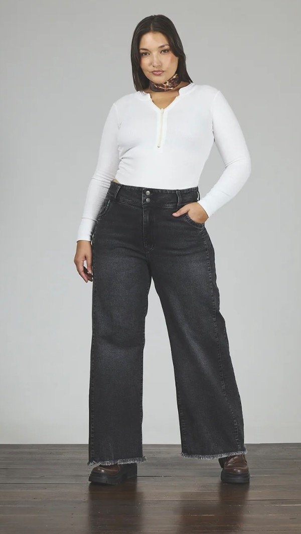 Producto - JEAN ANCHO GRIS FLECO
