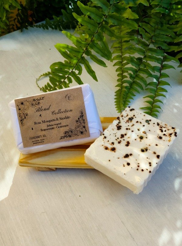 Producto - Jabón Rosa mosqueta y Sándalo