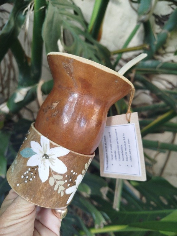 Producto - MATES DE CALABAZA- con pie en cuero vacuno-