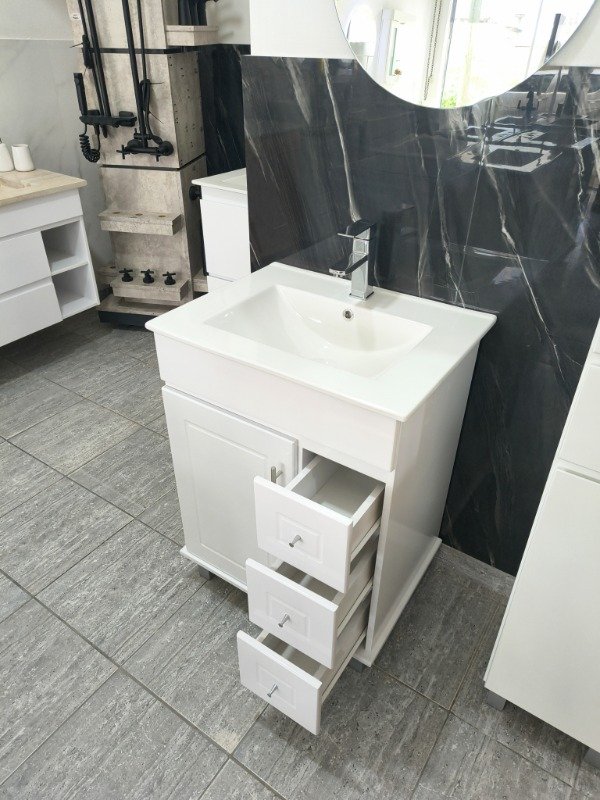 Producto - VANITORY 60CM 3 CAJONES 1 PUERTA - 1