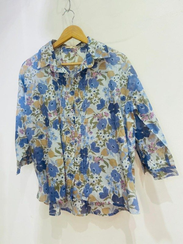 Producto - camisa estampada azules y verdes - 1