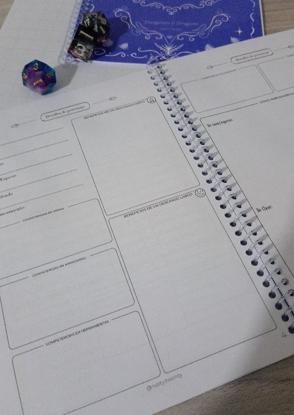 Producto - Cuaderno de Personaje  - Producto físico - 4