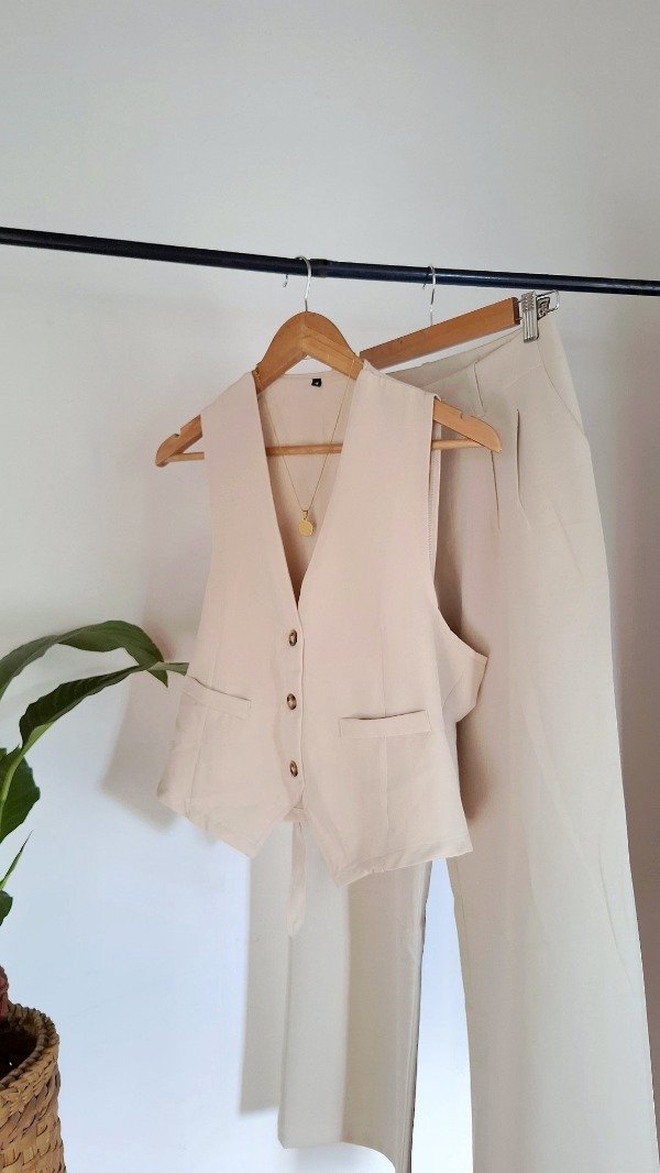 Producto - CHALECO ABBY BEIGE