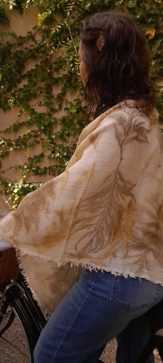 Producto - Poncho estampa botanica. Ultimos - 1