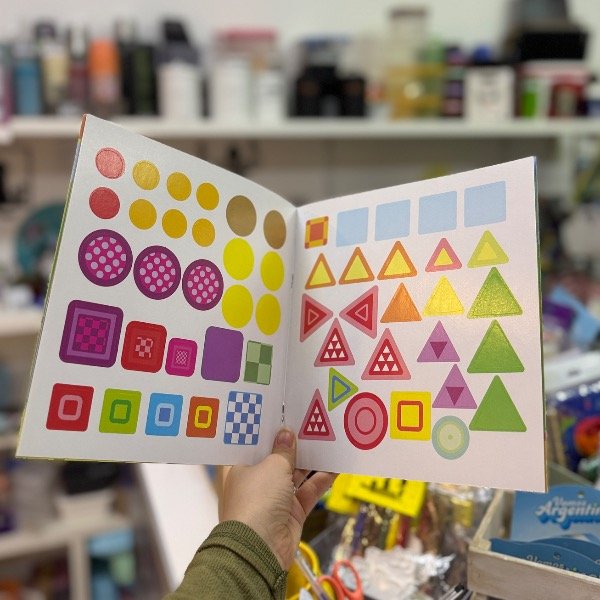 Producto - Libro Los Más pequeños FORMAS 4716 - 1