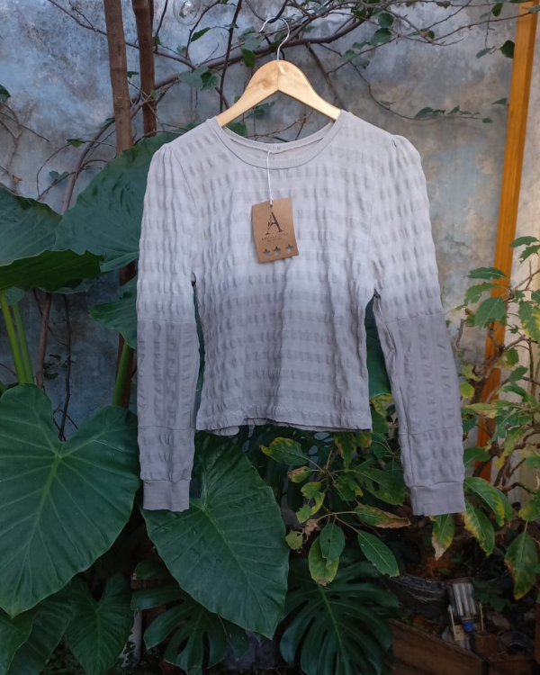 Producto - Buzo degradé gris claro a oscuro CORTO