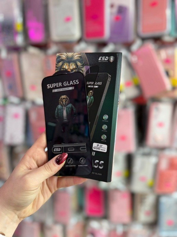 Producto - Vidrio templado super reforzado Iphone 17