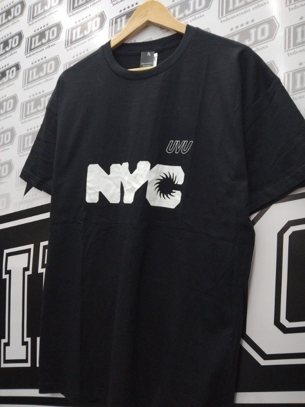 Producto - REMERA BRT OVER NYC NEGRO