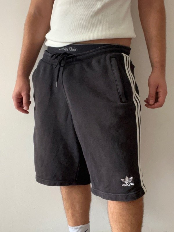 Producto - Bermuda Adidas Originals TL