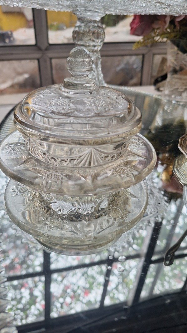 Producto - Dulcera vidrio prensada