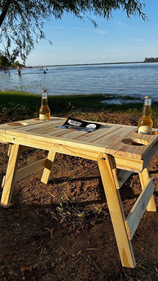 Producto - Mesa plegable de camping.