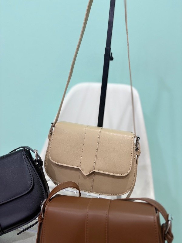 Producto - BANDOLERA LIA CREMA