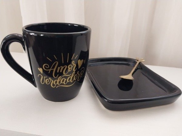 Producto - Taza con bandejita y cuchara amor verdadero