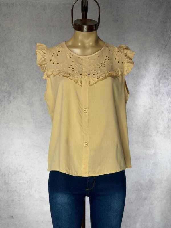 Producto - BLUSA BEIGE FIBRANA CON BRODERIE