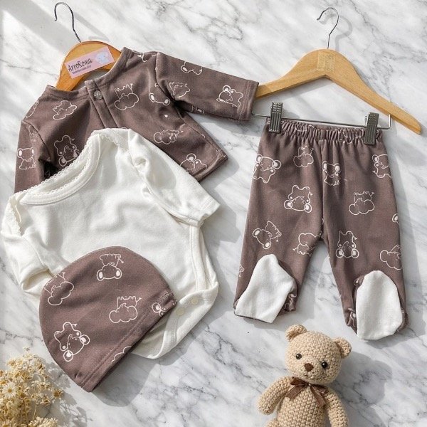 Producto - CONJUNTO PLUSH MARRÓN