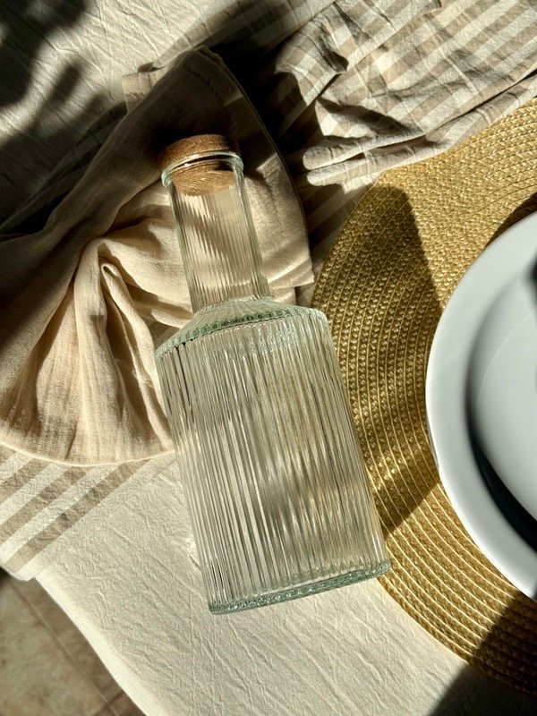 Producto - BOTELLA DE VIDRIO TRANSPARENTE 900cc
