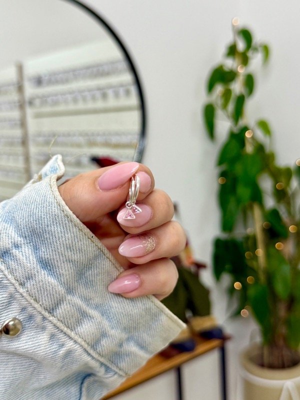 Producto - Argollitas plata 925 triángulo cubic rosa